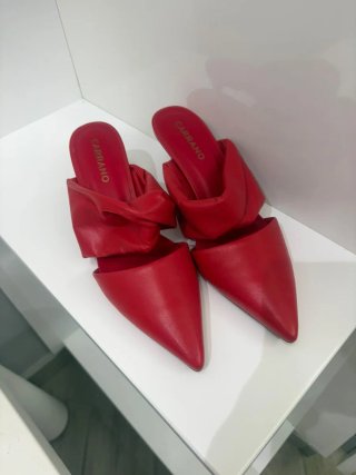 Scarpe Carrano con tacco rosse