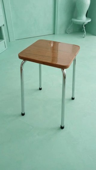 Taburete Vintage de Madera y Metal