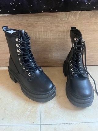 Stivali Neri Stile Militare