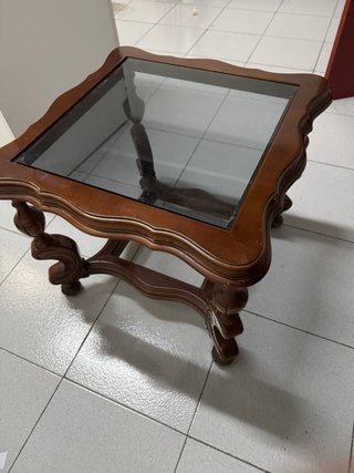 Mesa Auxiliar Clásica de Madera y Cristal