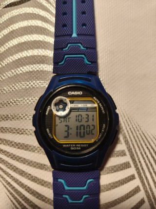 Reloj Casio W-213 Deportivo Azul