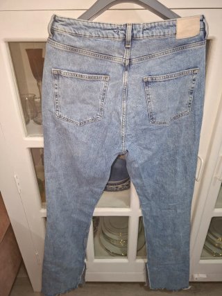 Pantalón vaquero Zara