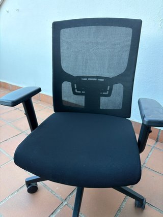 Silla de escritorio negra