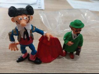Lote de 2 Figuras de PVC