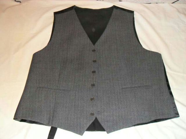 CHALECOS DE TRAJE TALLAS 54-56